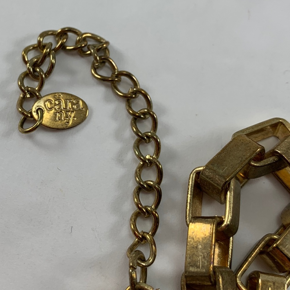 Cara NY Statement Necklace - Picture 3 of 5